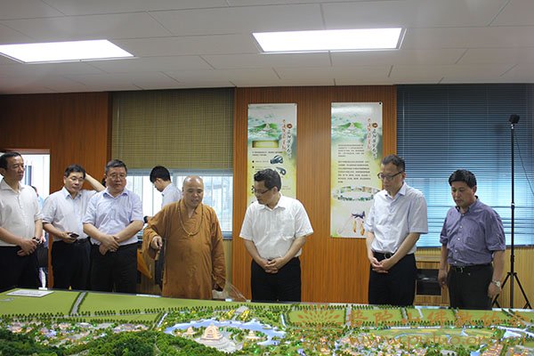 观音-省委组织部调研观音文化园观音法界建设工作