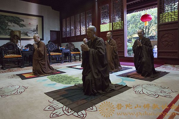 佛教-会长道慈大和尚为香林净院等寺院安居僧结夏圆满作教诫