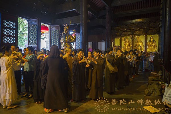佛教-丁酉年七月十五“佛欢喜日”普济禅寺举行盂兰盆供传供法会
