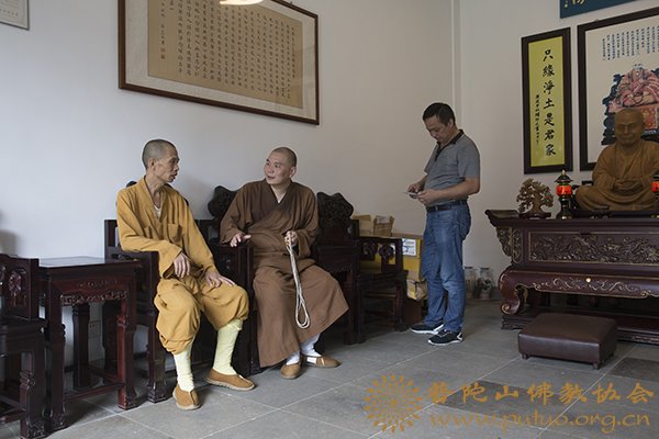 普陀山-普陀山佛教协会联合多部门检查全山寺院安全保障工作