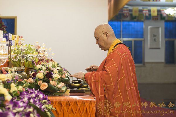 佛教-普陀山佛教协会全山执事第三十四期共修观音七法会隆重举行