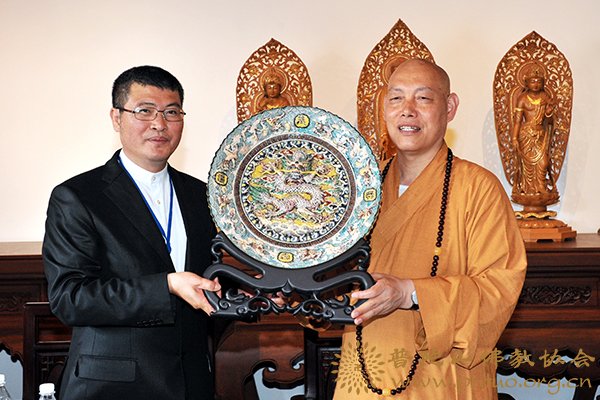 金兰-道慈会长接见并宴请台湾寺庙金兰会参访团一行