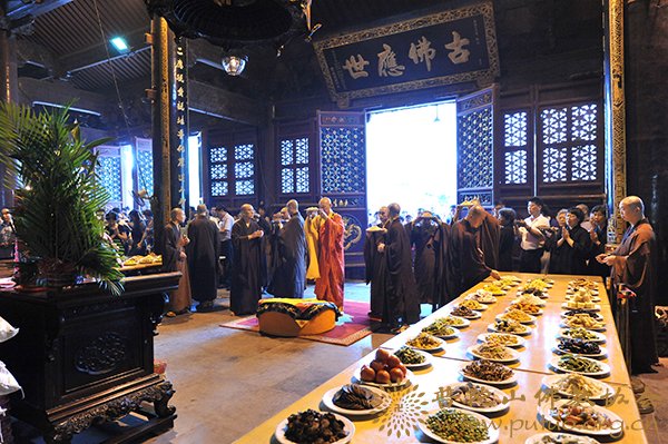 佛教-普济禅寺举行盂兰盆供传供法会