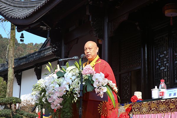 佛教-会长道慈大和尚出席安吉北天目灵峰讲寺建寺1110周年庆典