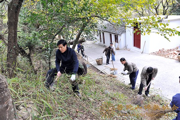 佛教-佛教协会组织各寺院积极参与管委会开展普陀山森林消防安全活动