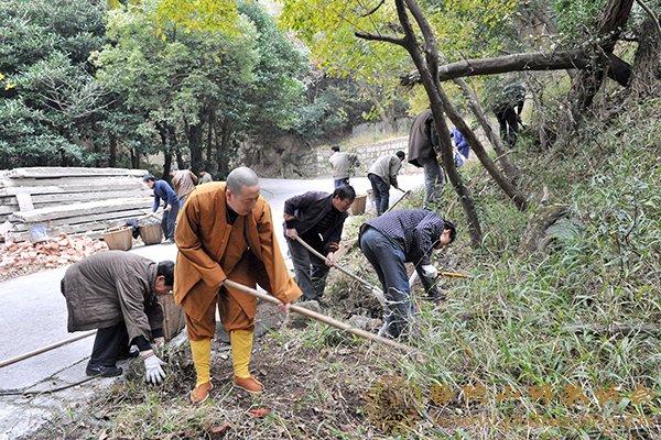 佛教-佛教协会组织各寺院积极参与管委会开展普陀山森林消防安全活动