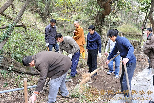 佛教-佛教协会组织各寺院积极参与管委会开展普陀山森林消防安全活动