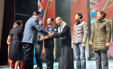 本会秘书长会闲法师荣获全山2011年度先进个人文明标兵