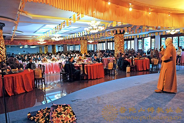 佛教-佛协邀请全山各单位代表举行2012年迎春茶话会