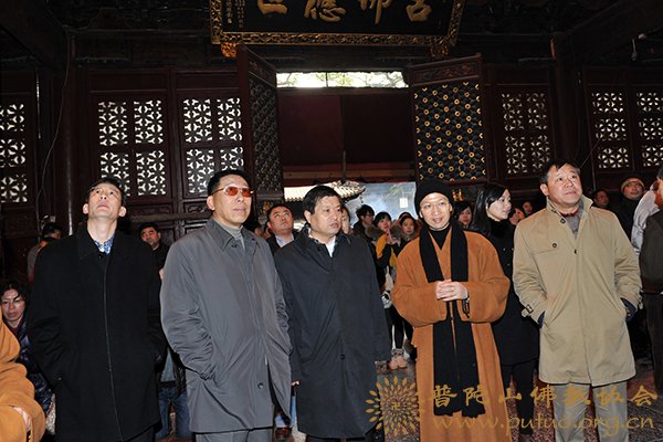 周赤-佛协秘书长会闲法师接待上海同盛集团客人