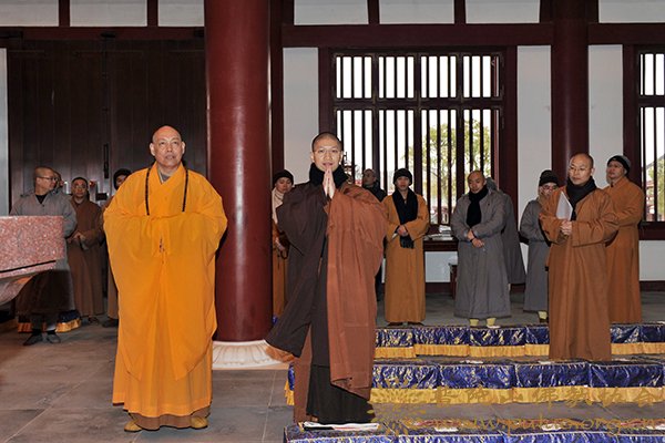 佛教-中国佛学院普陀山学院召开全体教职工会议
