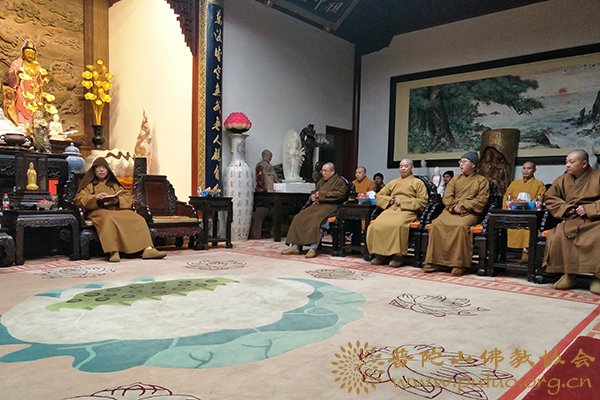 佛教-普济禅寺召开年终全体执事及民主管理小组会议