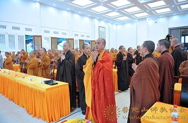 佛教-向学法师应邀在宝陀讲寺作佛学专题讲座