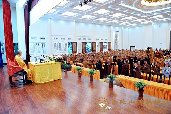 佛教-向学法师应邀在宝陀讲寺作佛学专题讲座