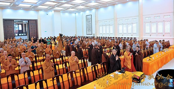 佛教-宝陀讲寺修定法师作《佛、法、僧三宝》佛学讲座