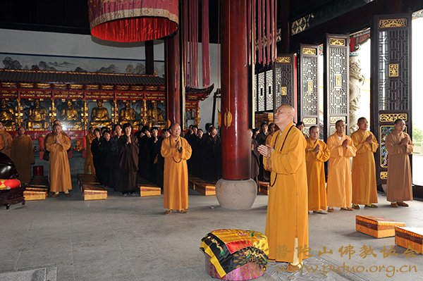 佛教-道慈大和尚视察嵊泗佛教工作并应邀出席嵊泗佛教协会讲经法会
