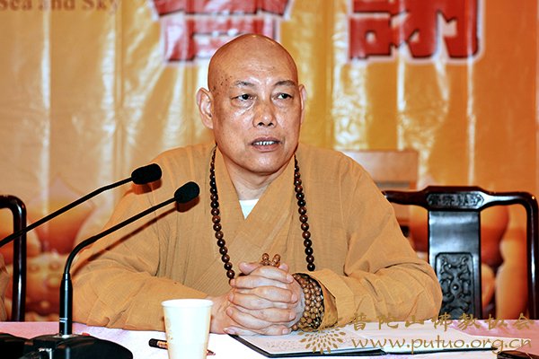 佛教-普济禅寺召开全体僧众、职工会议传达佛协会议精神