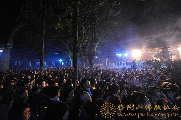 佛教-普济禅寺九月十九朝圣进香活动安全有序