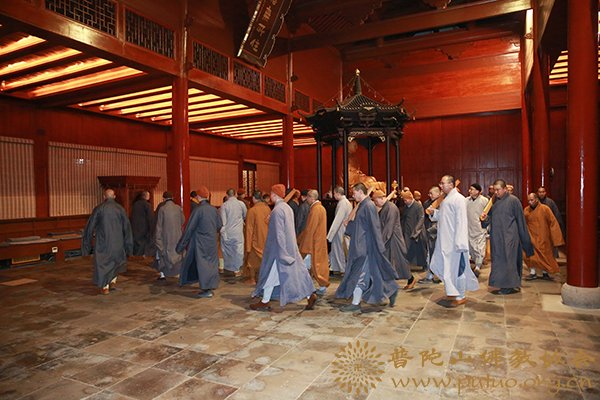 普陀山-普陀山法雨禅寺举行丁酉年冬季禅七法会