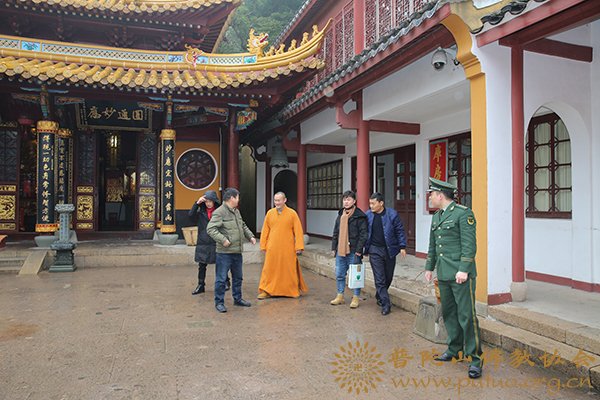 普陀山-普陀山佛教协会联合多部门检查全山寺院安全保障工作