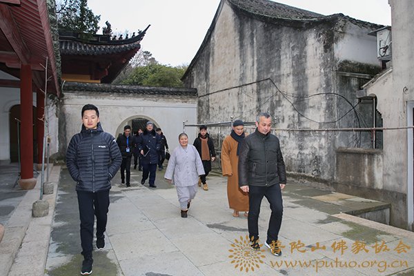 普陀山-普陀山佛教协会联合多部门检查全山寺院安全保障工作