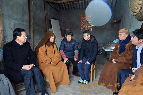 佛教-会长道慈大和尚一行看望慰问重病患者 真情帮扶暖人心