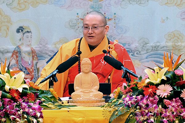 佛教-中佛协教务部主任宏度法师于宝陀讲寺作《一切都在因缘中》讲座