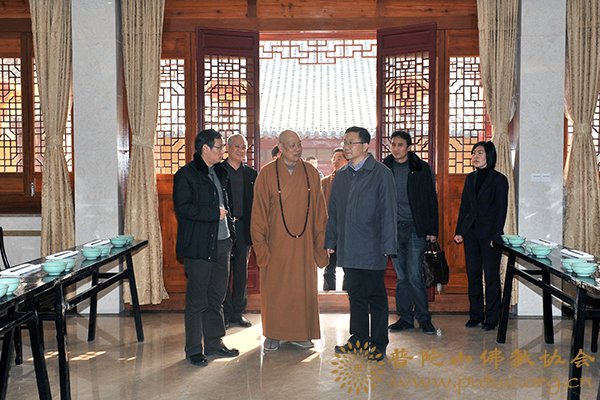 佛教-市委统战部、民宗局领导来山慰问并座谈交流 佛教-市委统战部、民宗局领导来山慰问并座谈交流