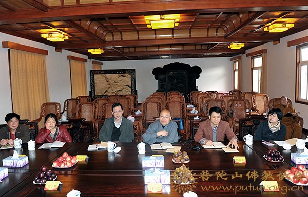 佛教-杭州市佛教协会会长光泉法师一行访问我会