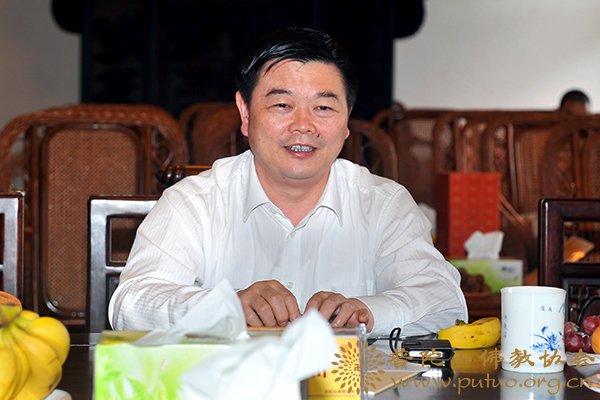 佛教-广东佛教工作学习考察团来山考察与本会座谈交流