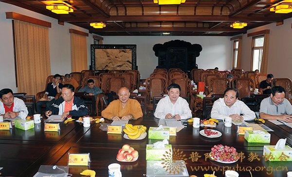 佛教-广东佛教工作学习考察团来山考察与本会座谈交流