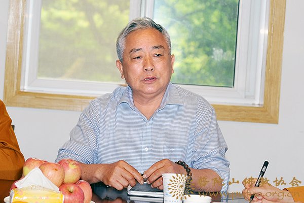 佛教-普陀山佛协会长道慈大和尚一行前往龙寿庵召开佛协总务基建办工作会议