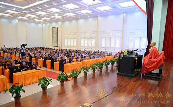 佛教-温州市佛协副会长达照法师应邀于宝陀讲寺作《禅修基础》佛学专题讲座