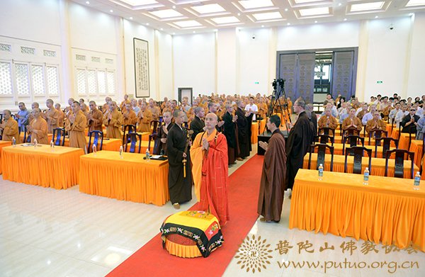 佛教-温州市佛协副会长达照法师应邀于宝陀讲寺作《禅修基础》佛学专题讲座