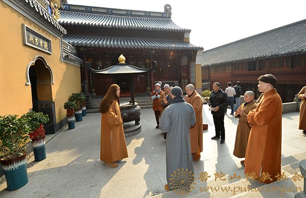 佛教-会长道慈大和尚一行赴全山各寺院走访慰问