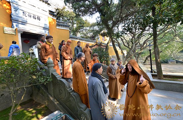 佛教-会长道慈大和尚一行赴全山各寺院走访慰问