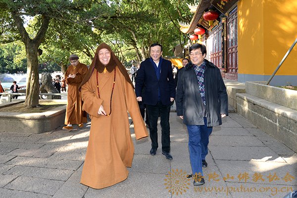 佛教-舟山市政协主席江建国一行来我会新春慰问