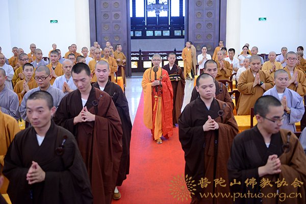 佛教-中国佛学院普陀山学院副院长会闲法师于宝陀讲寺作《佛陀的教育》佛学专题讲座