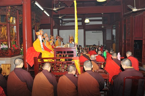 适逢癸巳年清明节普济禅寺举行祭祖、超荐法会