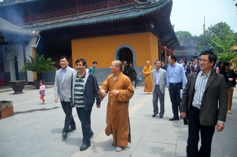 普陀山-国标委评估验收组专家一行莅临普陀山指导