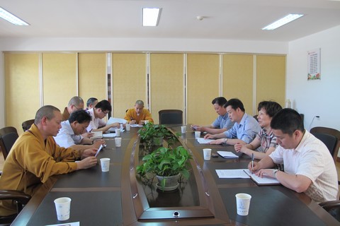社会福利-本会副会长惟航法师一行前往市社会福利中心和市聋哑启智学校考察