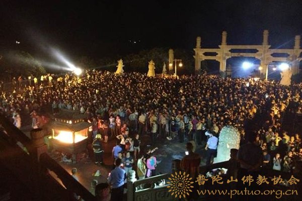 普陀山-六月十九观音香会期普陀山进香活动有序进行