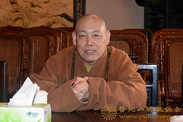 普陀山-舟山市副市长王忠志一行来普陀山佛协调研