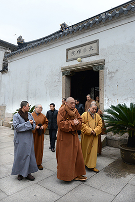 佛教-道慈会长赴慧济禅寺等寺庵走访慰问