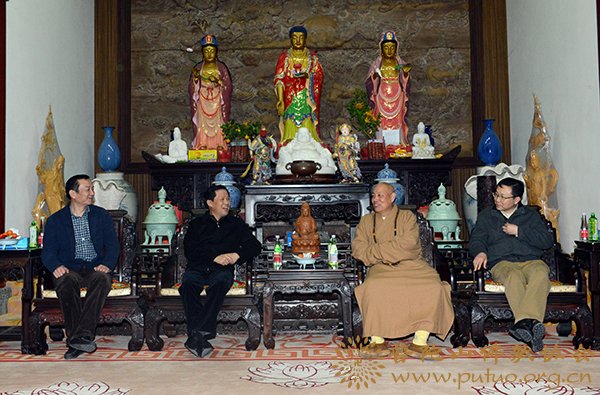 普陀山-副省长、市委书记孙景淼书记来山慰问佛协