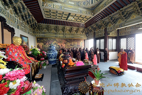 甲午年-适逢甲午年清明节普济禅寺举行祭祖上供法会