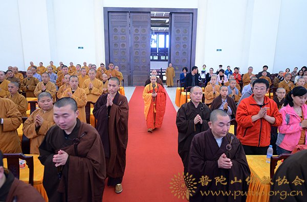 佛学-重庆市慈云寺方丈正澄法师应邀于宝陀讲寺作题为《净土法门漫谈》佛学专题讲座