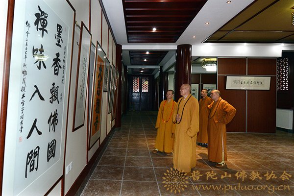 佛教-道慈会长赴宝陀讲寺检查大宝楼阁和佛教书画院