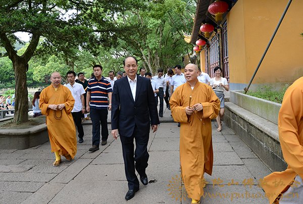 佛教-台湾海基会董事长林中森先生一行莅临普陀山