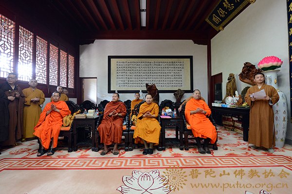 佛教-本会会长道慈大和尚荣获泰国摩诃朱拉隆功大学宗教管理专业荣誉博士